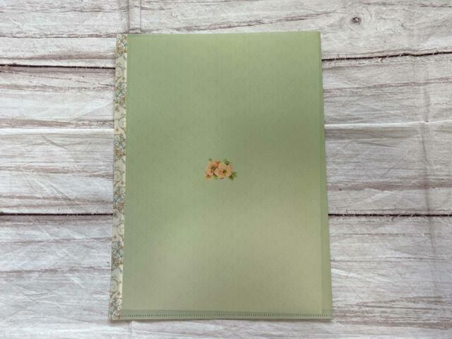 裏面も抜かりなく素敵です！