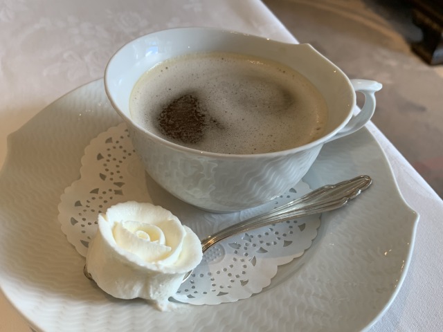 ウインナーコーヒー(1,200円)