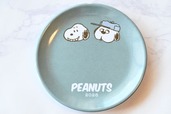 【ファミリーマート×PEANUTS】《キャンペーン第2弾「まめ皿」》スヌーピーのきょうだい、オラフと一緒！