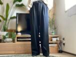 【UNIQLO　タックワイドパンツ】タック入りでスタイル良く見せてくれます