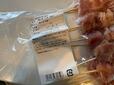 【ロピア 冷凍国産焼鳥】原材料は国産鶏もも肉のみのシンプルさで、1袋300g・10本入り、賞味期限は約1年!冷凍庫にストックしておける安心感が抜群です♪