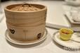 食べ放題の中国蒸しパン。せいろをよく見ると…？（次の画像へ）【“ダッフィー＆フレンズのウェア・スマイル・グロウ” カントニーズランチ】