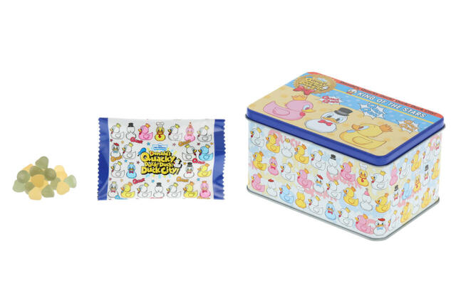グミ 1,000円｜ディズニー・パルパルーザ「ドナルドのクワッキー・ダック！ダック！ダックシティ！」スペシャルグッズ｜販売店舗：東京ディズニーランド「ワールドバザール・コンフェクショナリー」｜発売日：2025年4月7日（月）
