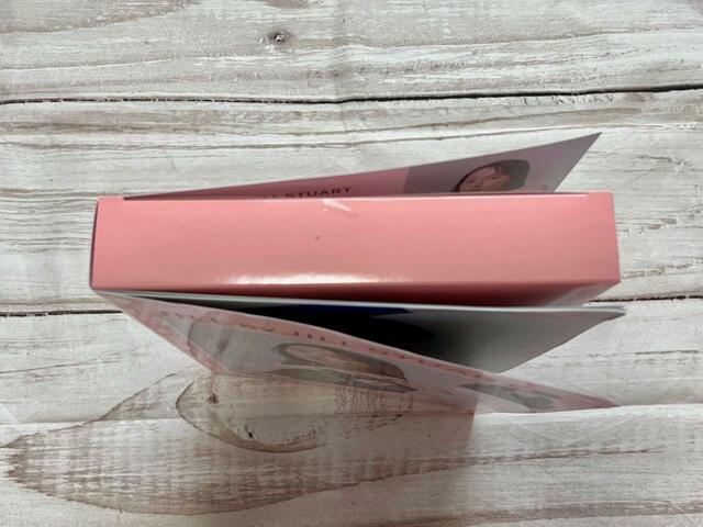 【JILLSTUART SPECIAL BOOK JILL by JILLSTUART ver.】ブックの中にボックスがついている仕様