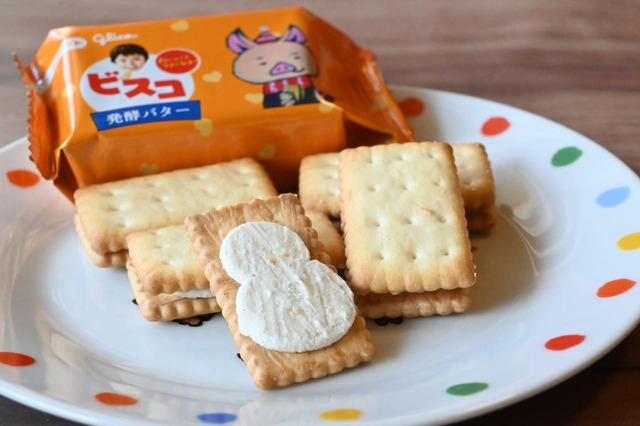 【ビスコ】バター香る「ビスコ＜発酵バター＞」もゆきだるまデザインに