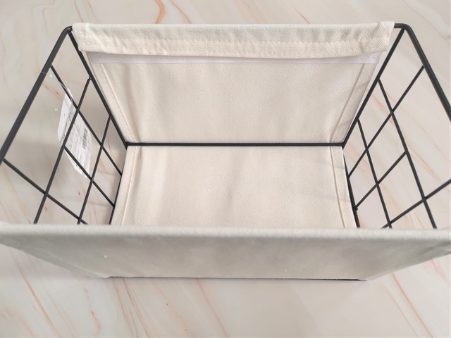 【キャンドゥ】スクエアワイヤーバスケットM（税込330円）