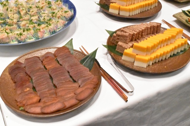 カラスミなど酒に合うつまみも