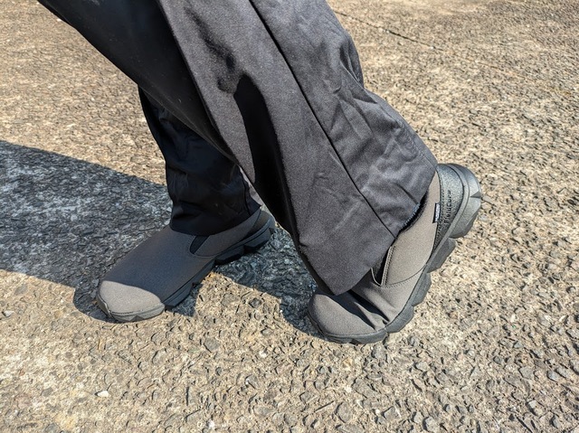 【ワークマン アーバンハイクスリッポン】屈曲性も良く、とても歩きやすいです♪