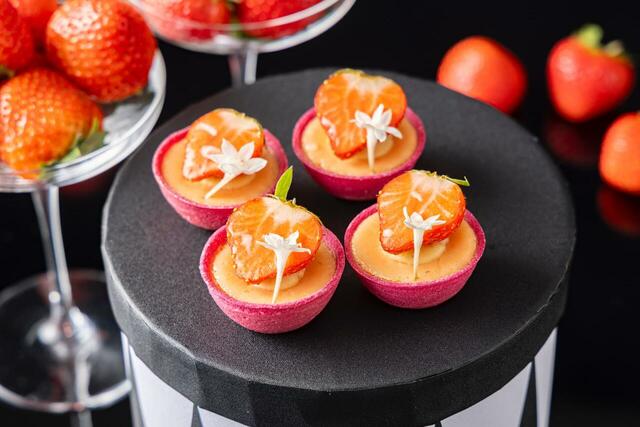 「プティガトーフロマージュ」<期間:2026年1月9日~3月8日>【【ヒルトン名古屋】ホテルメイドのストロベリースイーツが並ぶ♪甘美な“ストロベリースイーツビュッフェ”開催!】