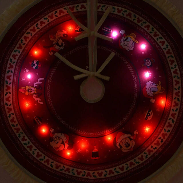 ミッキー&フレンズ ツリースカート ライトアップ DISNEY CHRISTMAS 4,800円