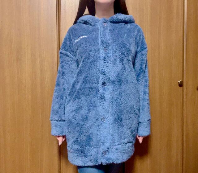 身長155cm Sサイズ着用。ゆとりのあるサイズ感です【GU（ジーユー）マシュマロフィールラウンジパーカ(長袖) Chiikawaちいかわ ブルー】