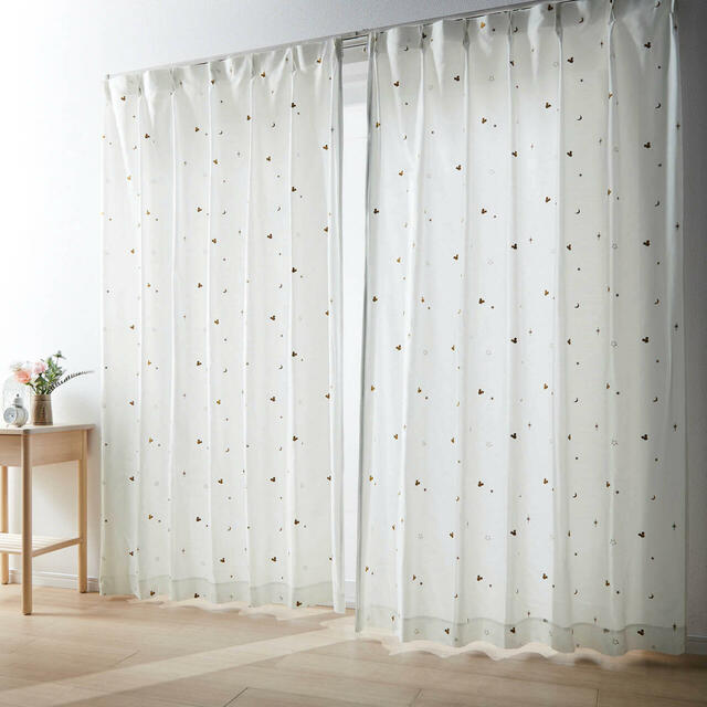 星柄刺繍のUVカット・遮像・遮熱ボイルレースカーテン「ミッキーモチーフ」 | ¥ 7,990~13,900 (税込)