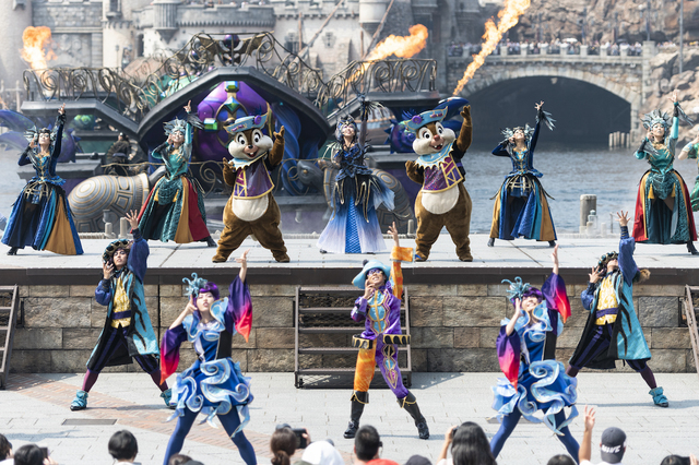 『東京ディズニーシー 20周年 アニバーサリー・セレクション』フェスティバル・オブ・ミスティーク (収録年:2019)