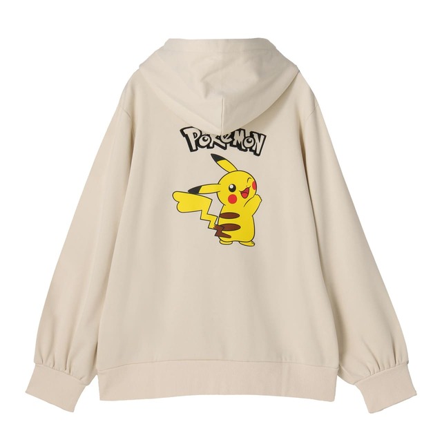 【マリークヮント×ポケモン「ピカチュウロゴバックプリント パーカ」￥14,850】背中はピカチュウのバックプリント