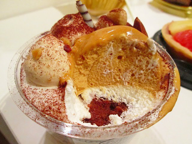 塩キャラメルパフェ（ミニストップ）