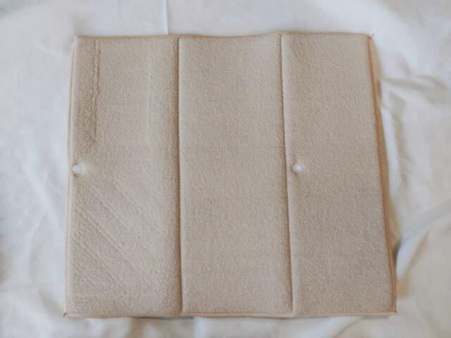 【吸水マット】広げると3倍の大きさに