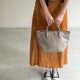 【HAYNI / Parjone パルヨネ】どんなファッションにもよく合うシンプルなトートバッグ