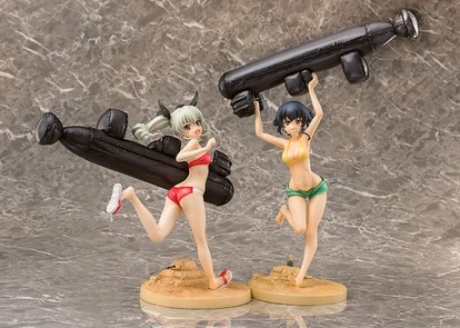 水着アンチョビ 1/7スケールフィギュア　ガールズ＆パンツァー ドゥーチェが楽しそうでなによりです！「ガルパン」アンチョビが