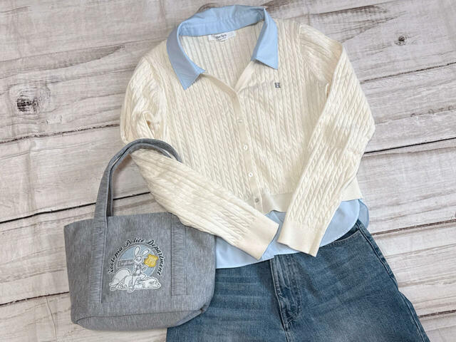 カジュアルコーデに合わせるとかわいい!