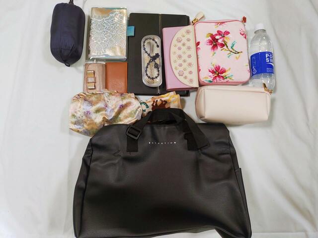 「MonoMax(モノマックス)4月号 付録はエストネーションのボストンバッグ」ペットボトル、大きめの財布も楽々入る