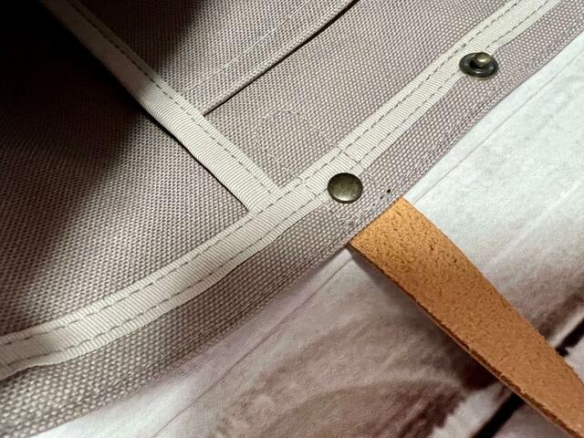 【紀ノ国屋】内側に施されたパイピングもかわいい♪