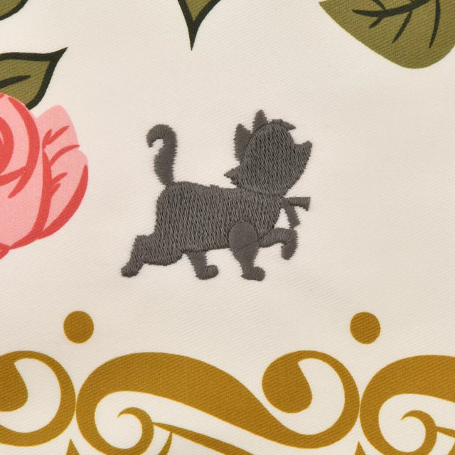 マリー、ベルリオーズ、トゥルーズ おしゃれキャット テーブルランナー The Aristocats by Ann Shen 6,600円