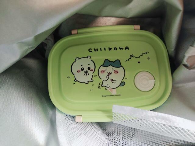 お弁当も傾きづらい