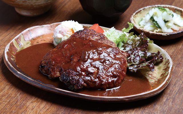 関西ハンバーグの名店／洋食屋 カーネリアン（東三国）　ハンバーグ定食  210g1240円