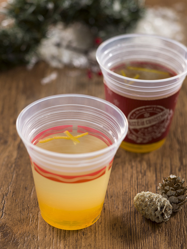 ホットカクテル（柚子＆ジンジャーシロップ） 700円｜東京ディズニーシー「リバティ･ランディング･ダイナー」｜東京ディズニーリゾート「ディズニー・クリスマス」2019スペシャルメニュー