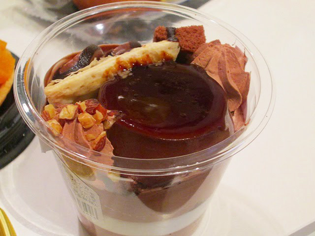 クリスマスチョコプリンパフェ（サークルKサンクス）