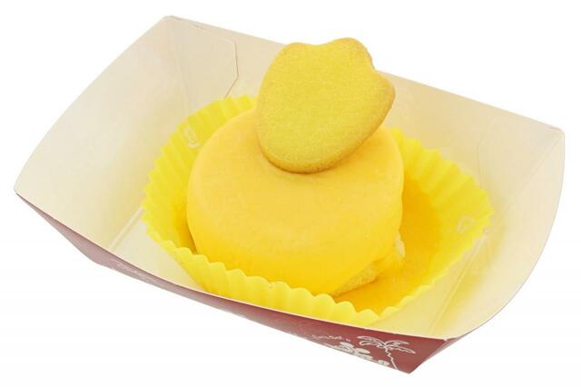 チーズケーキ 550円｜提供店舗：東京ディズニーランド「スウィートハート・カフェ」｜スペシャルイベント「ディズニー・パルパル―ザ」第2弾「ドナルドのクワッキー・ダックシティ」スペシャルメニュー