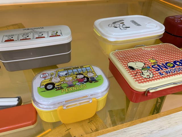 お弁当箱も懐かしい!