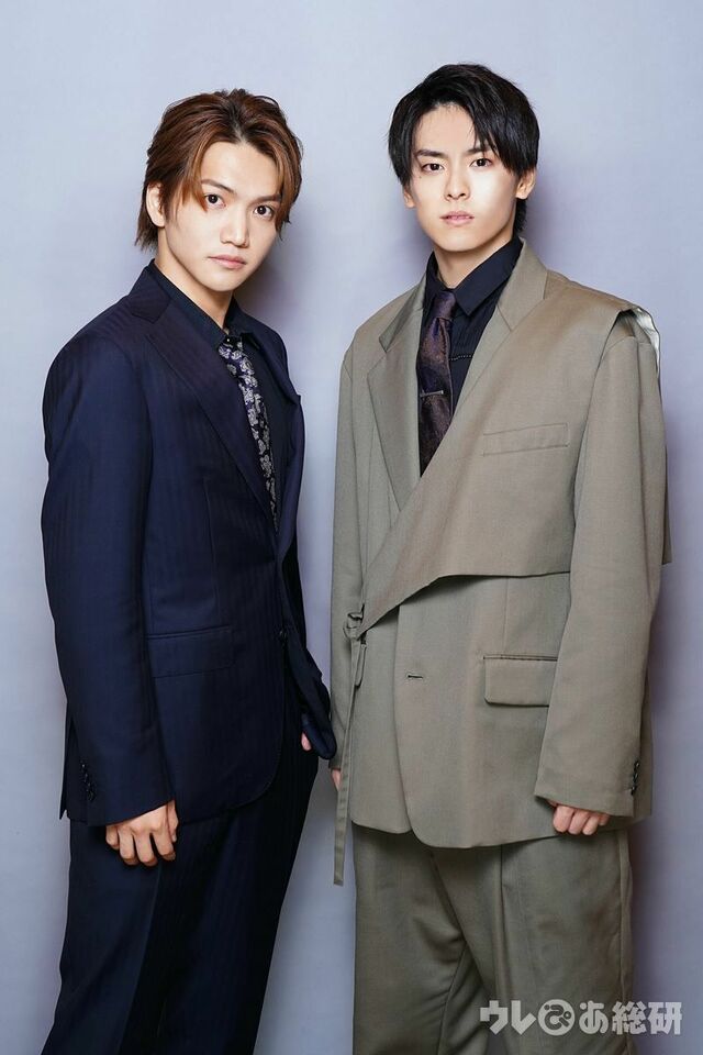 信役ダブルキャストの三浦宏規（左）と高野 洸