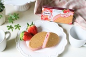 クリスピーサンド『スイートストロベリー』