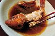 魚マナー／煮魚・小技2 身が崩れてしまったら、箸で集めていただく