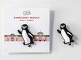 「Suicaのペンギン刺繍ブローチ」<価格:3,300円(税込)>【ありがとうSuicaのペンギン!グランスタ東京限定の新作スイーツやグッズが登場する「SuicaのペンギンフェアFINAL」が開催されます!】