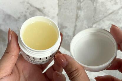 UVケアできる「ALLIEのヘアバーム」はツヤ感が出てキレイな髪色が