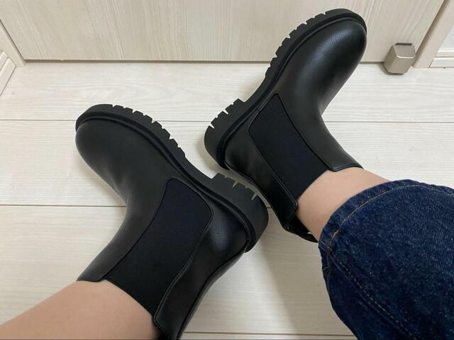 【ユニクロ　コンフィールタッチサイドゴアショートブーツ】キレイめコーデにもカジュアルコーデにもおすすめ