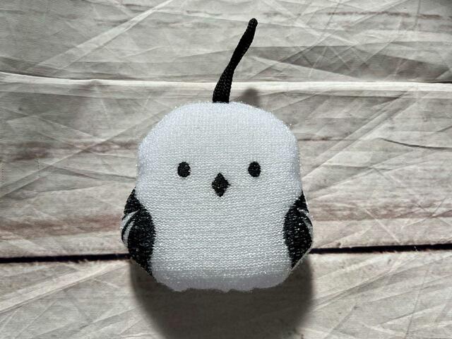 シマエナガの愛らしさがコロンとしたフォルムでしっかり再現されています！