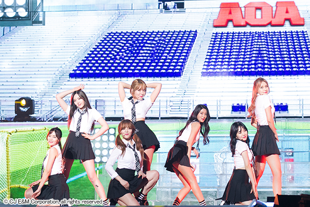 AOA　『KCON 2016 Japan』4月9日＠幕張メッセ国際展示ホール7,8ホール