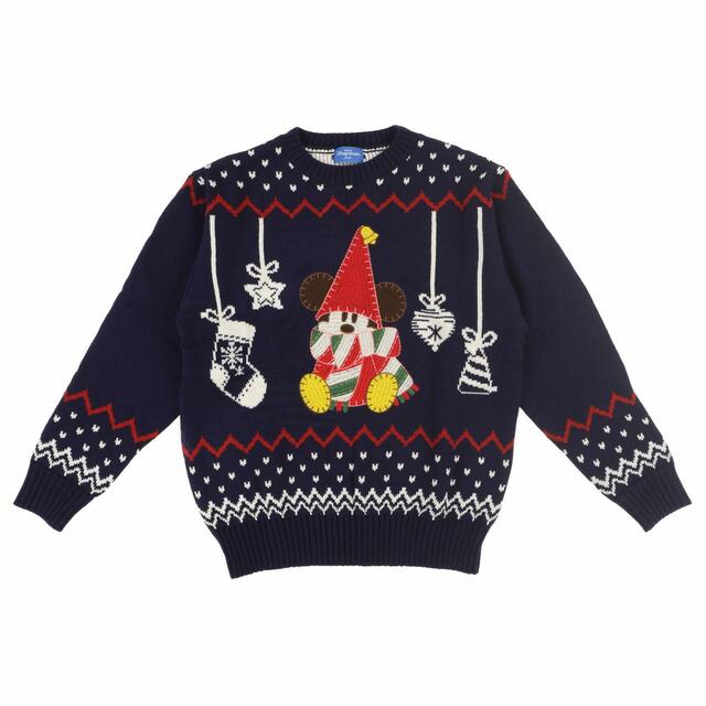 セーター 6,900円｜「ディズニー・クリスマス」スペシャルグッズ｜東京ディズニーリゾート40周年“ドリームゴーラウンド”｜発売日：2023年11月7日（火）｜販売店舗：東京ディズニーランド「ディズニー＆カンパニー」、東京ディズニーシー「エンポーリオ」
