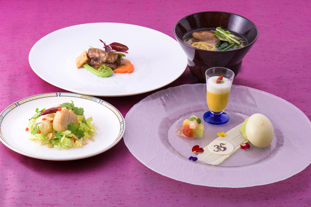 “ディズニー・イースター”ディナーコース 9,500円｜東京ディズニーシー・ホテルミラコスタ「シルクロードガーデン」