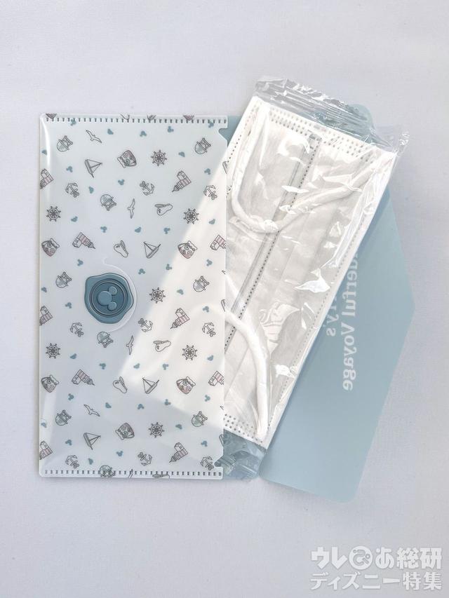 東京ディズニーシー・ホテルミラコスタ「ダッフィーのワンダフル・ヴォヤッジ」スペシャルルームアイテム「スタンプパスポート」ケース使用例