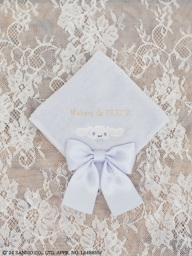 シナモロール　タオルハンカチ  カラー：Blue  価格：¥1,870