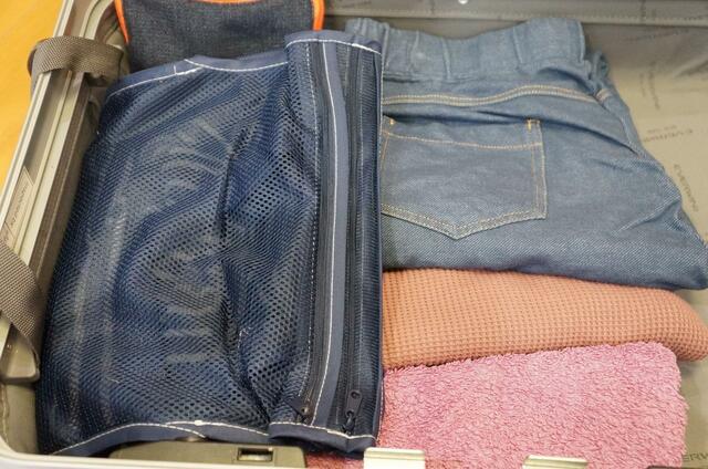 【ダイソー】旅行に使える！「3WAYメッシュバッグ」荷物の整理にも