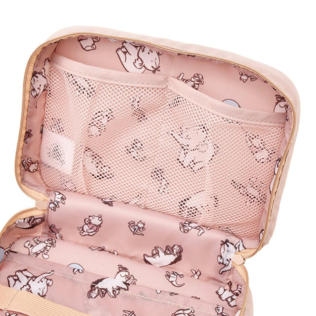 ティガー ガジェットポーチ POOH TRAVEL 1,800円