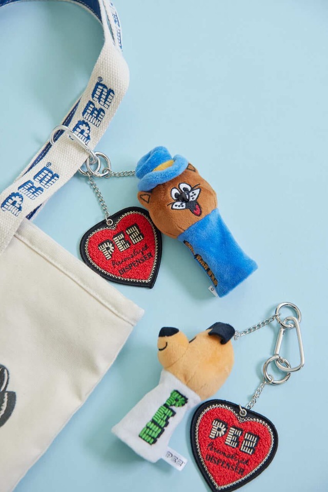 【PEZ×ear PAPILLONNER 】「《人気コラボ/トレンド/バッグチャームとしても◎/別々でも使える2点セット》【PEZ(ペッツ)×ear】ディスペンサー型ぬいぐるみチャーム」￥4,950／取り外しができるのでお好みの組み合わせが楽しめます