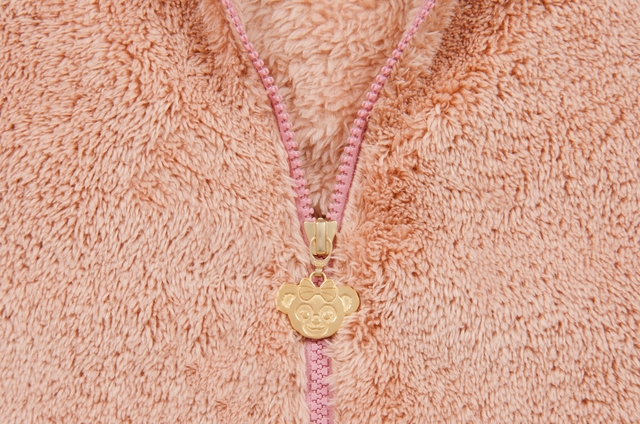 パーカ（シェリーメイ）S, M, L, LL 各¥5,300