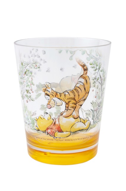 カップ 850円|直径約9.5×高さ約11cm|東京ディズニーリゾートAfternoonTeaプロデュース限定アイテム第3期「くまのプーさん」|東京ディズニーランド「ホームストア」、東京ディズニーシー「ベッラ・ミンニ・コレクション」