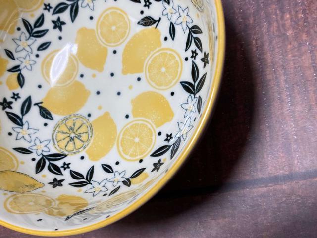 『THREEPPY（スリーピー）』ところどころにあるお花がかわいい